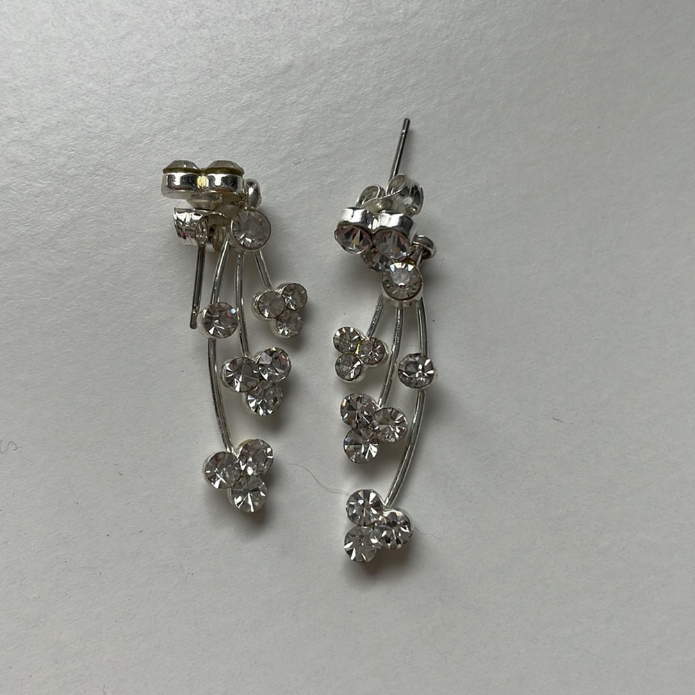 Fake silver hanging earrings
